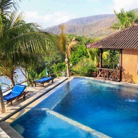 Eka Purnama Cottages อาเม็ด ภายนอก รูปภาพ