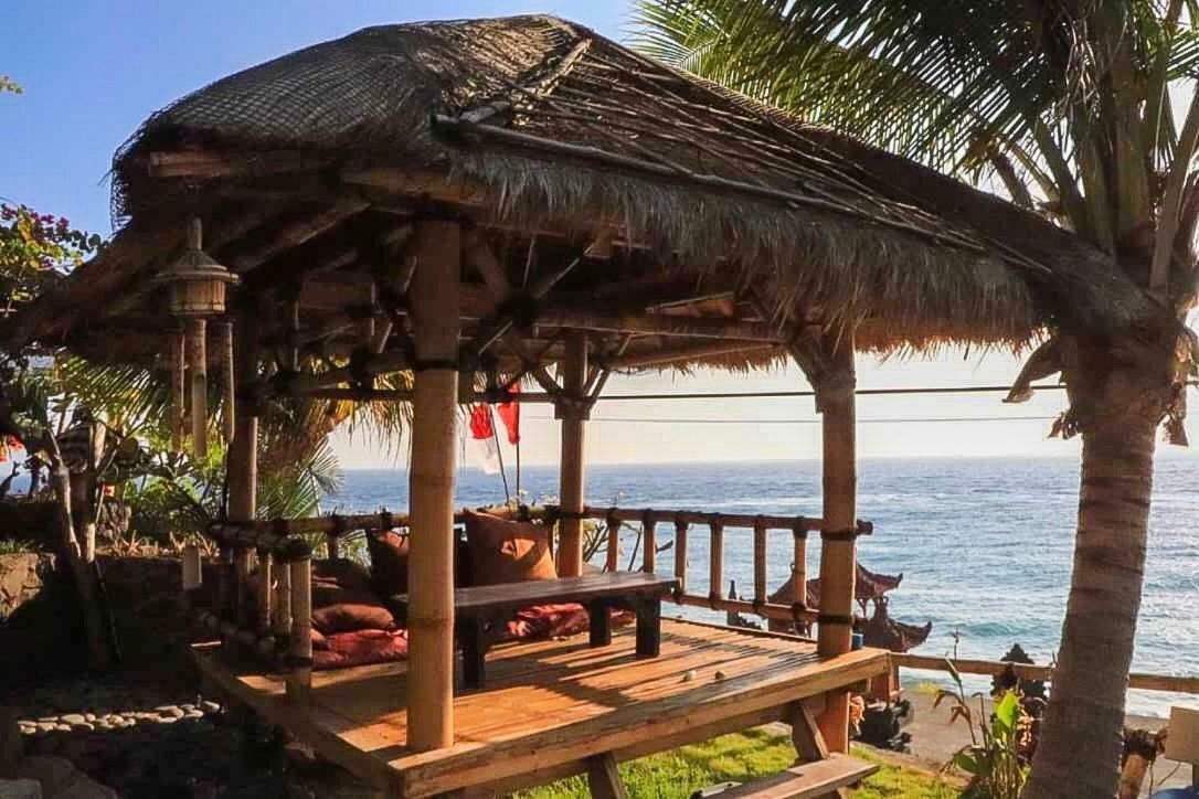 Eka Purnama Cottages อาเม็ด ภายนอก รูปภาพ