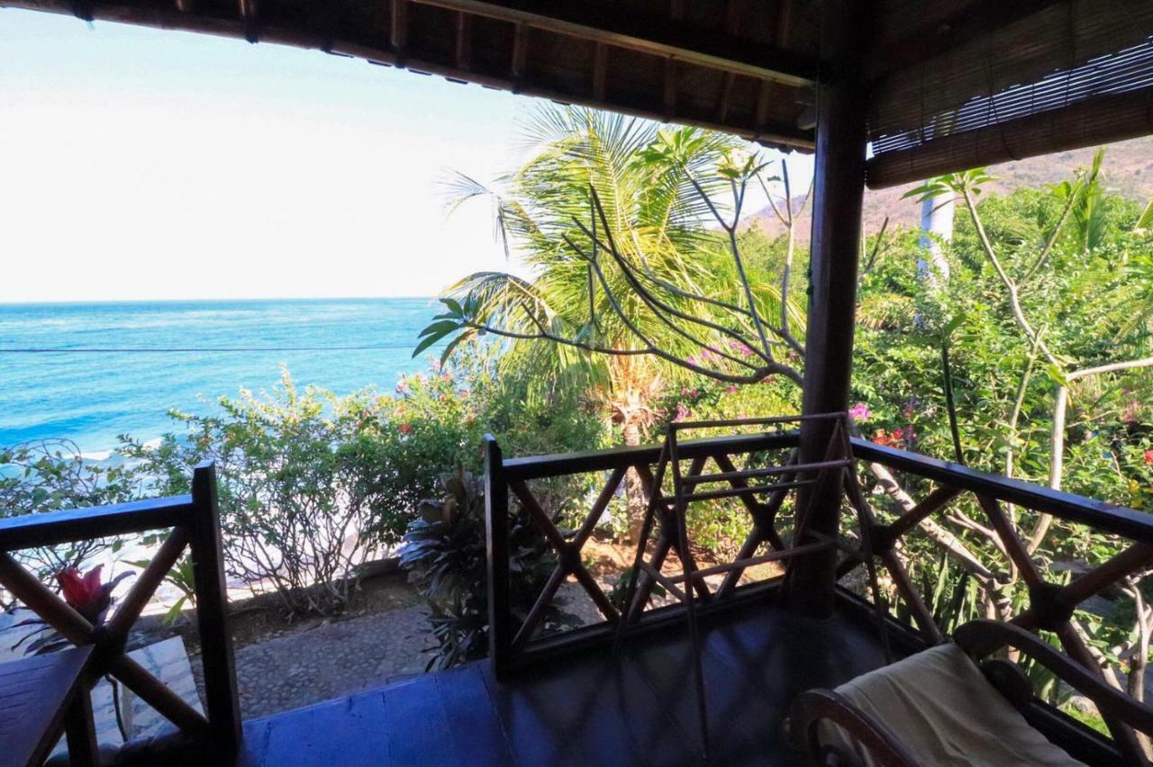 Eka Purnama Cottages อาเม็ด ภายนอก รูปภาพ