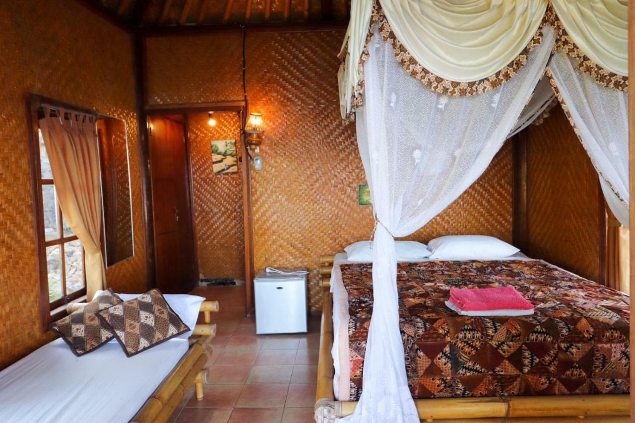 Eka Purnama Cottages อาเม็ด ภายนอก รูปภาพ